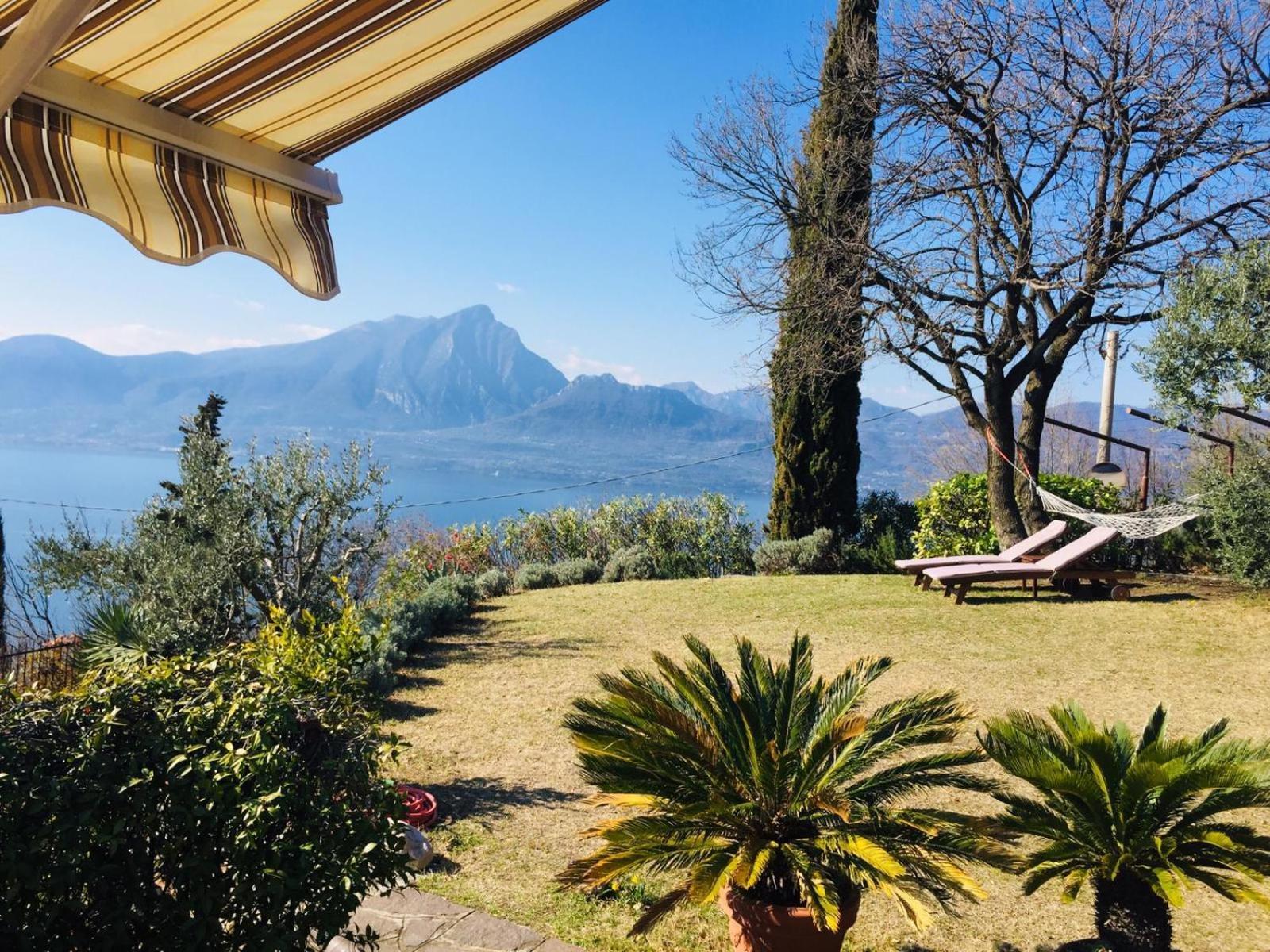 Casa Vacanze Mazurine10 Torri Del Benaco Dış mekan fotoğraf
