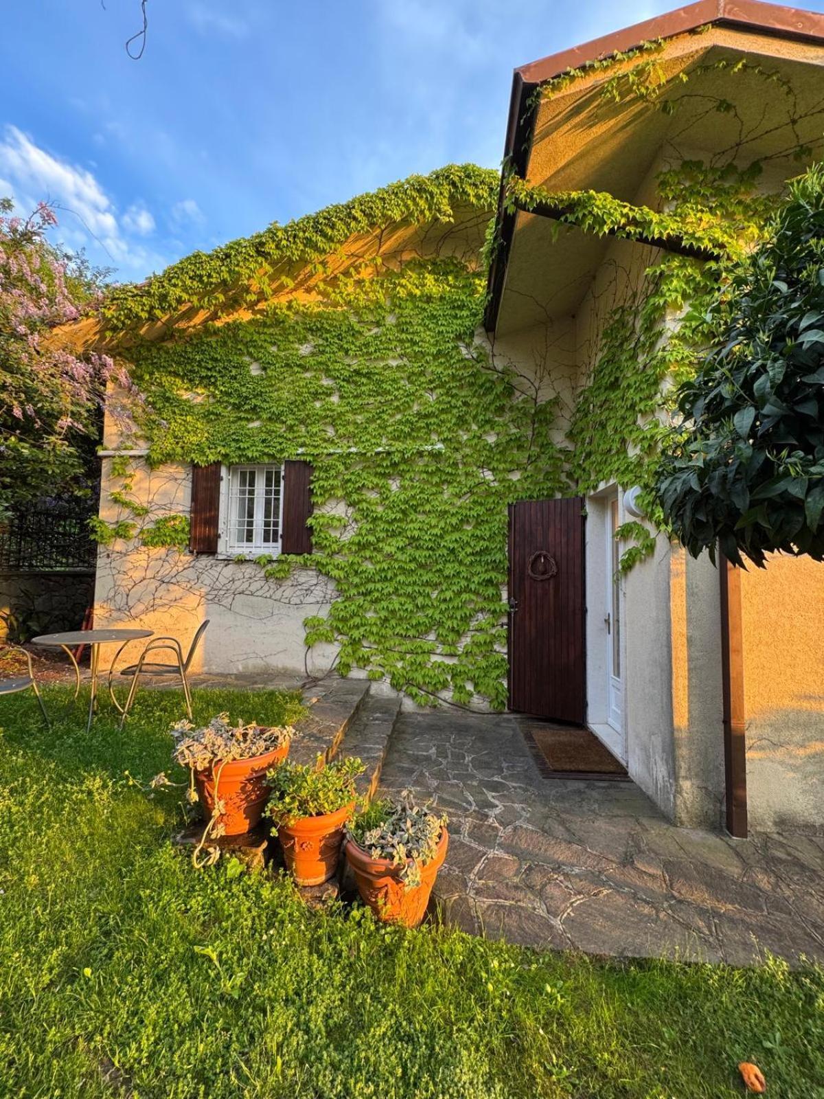 Casa Vacanze Mazurine10 Torri Del Benaco Dış mekan fotoğraf
