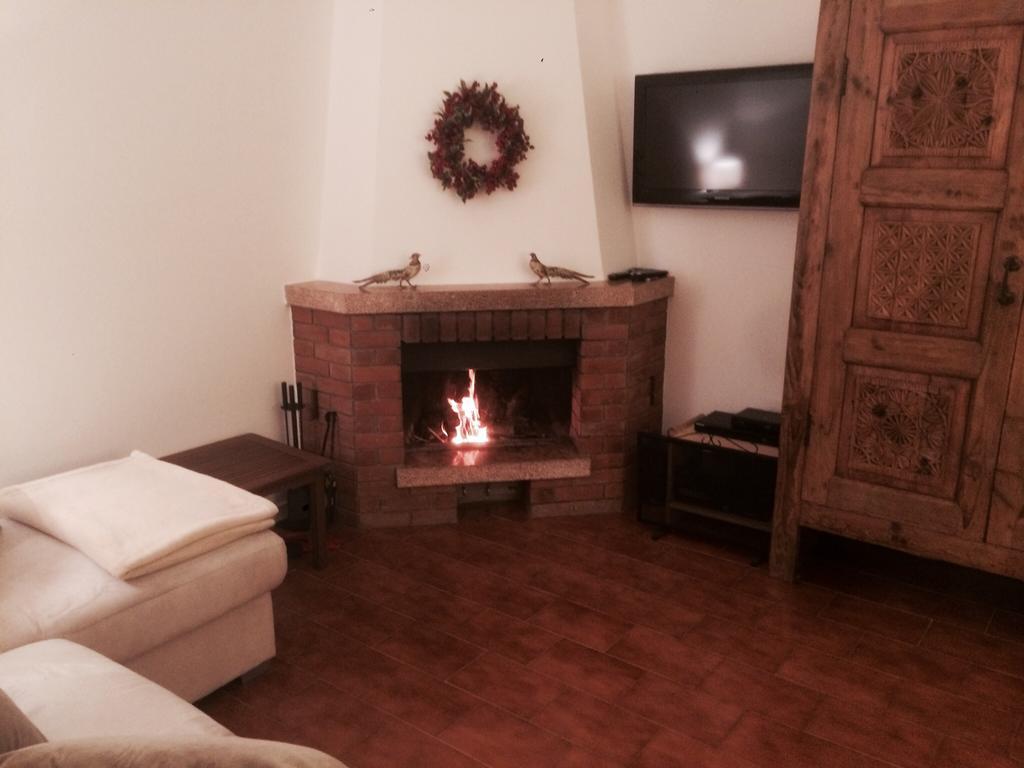 Casa Vacanze Mazurine10 Torri Del Benaco Oda fotoğraf