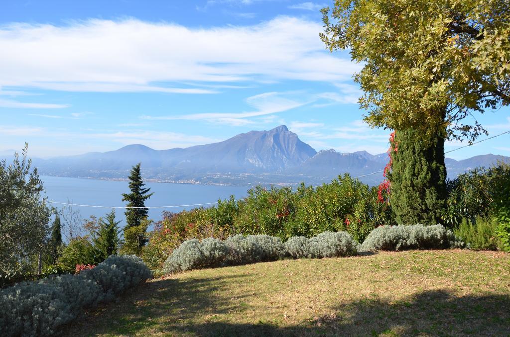 Casa Vacanze Mazurine10 Torri Del Benaco Dış mekan fotoğraf