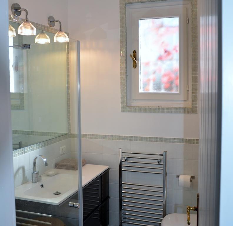 Casa Vacanze Mazurine10 Torri Del Benaco Dış mekan fotoğraf